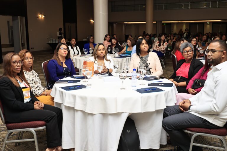 Grupo de bionalistas