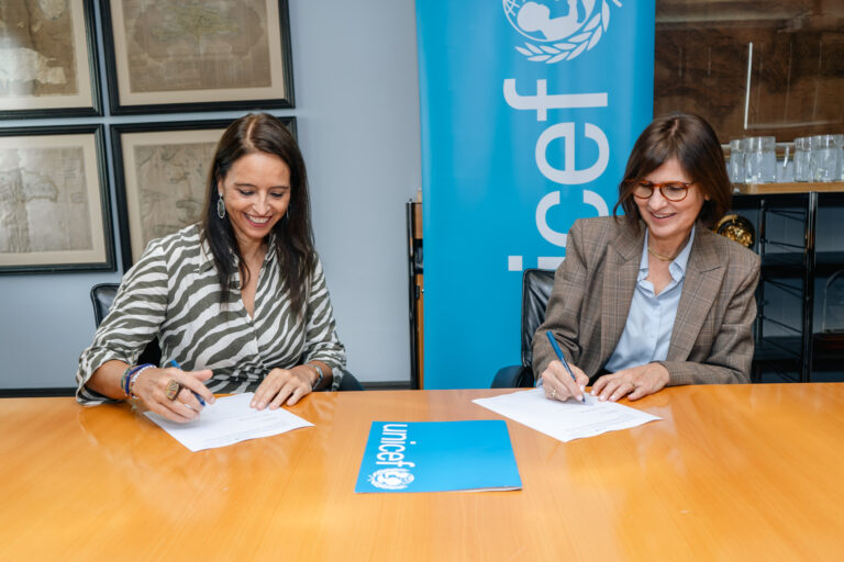 Firma acuerdo UNICEF y Grupo Ramos