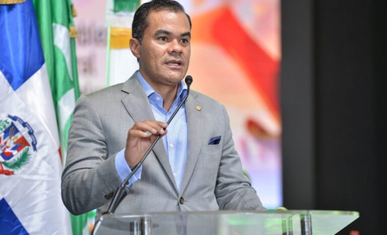 elias baez