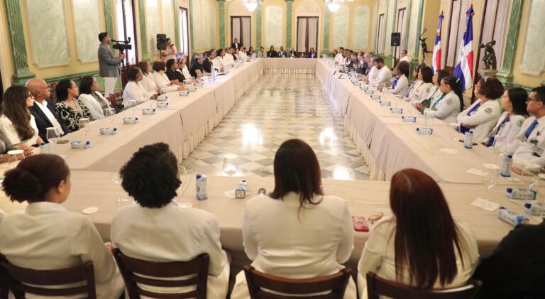presidente reconocimiento