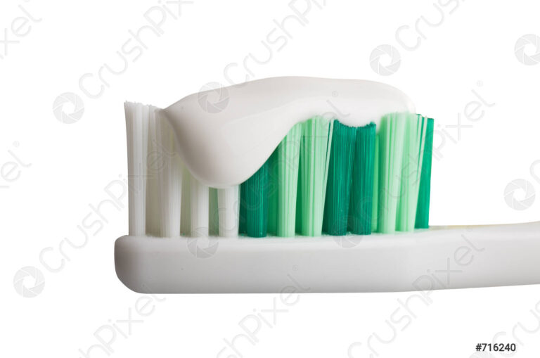 toothbrush-with-toothpaste-close-up-716240
