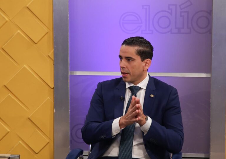 DIRECTOR DE SENASA 2