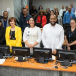 Autoridades y participantes presentes en el taller