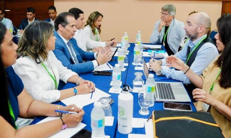 LATINO SAN AGUA Y SANEAMIENTO