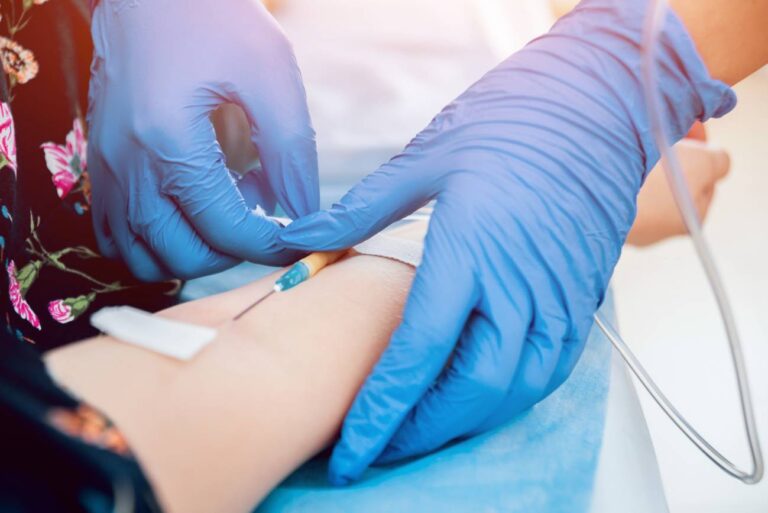 Los-oncologos-alertan-del-limbo-diagnostico-de-los-futuros-pacientes-de-cancer-por-la-covid